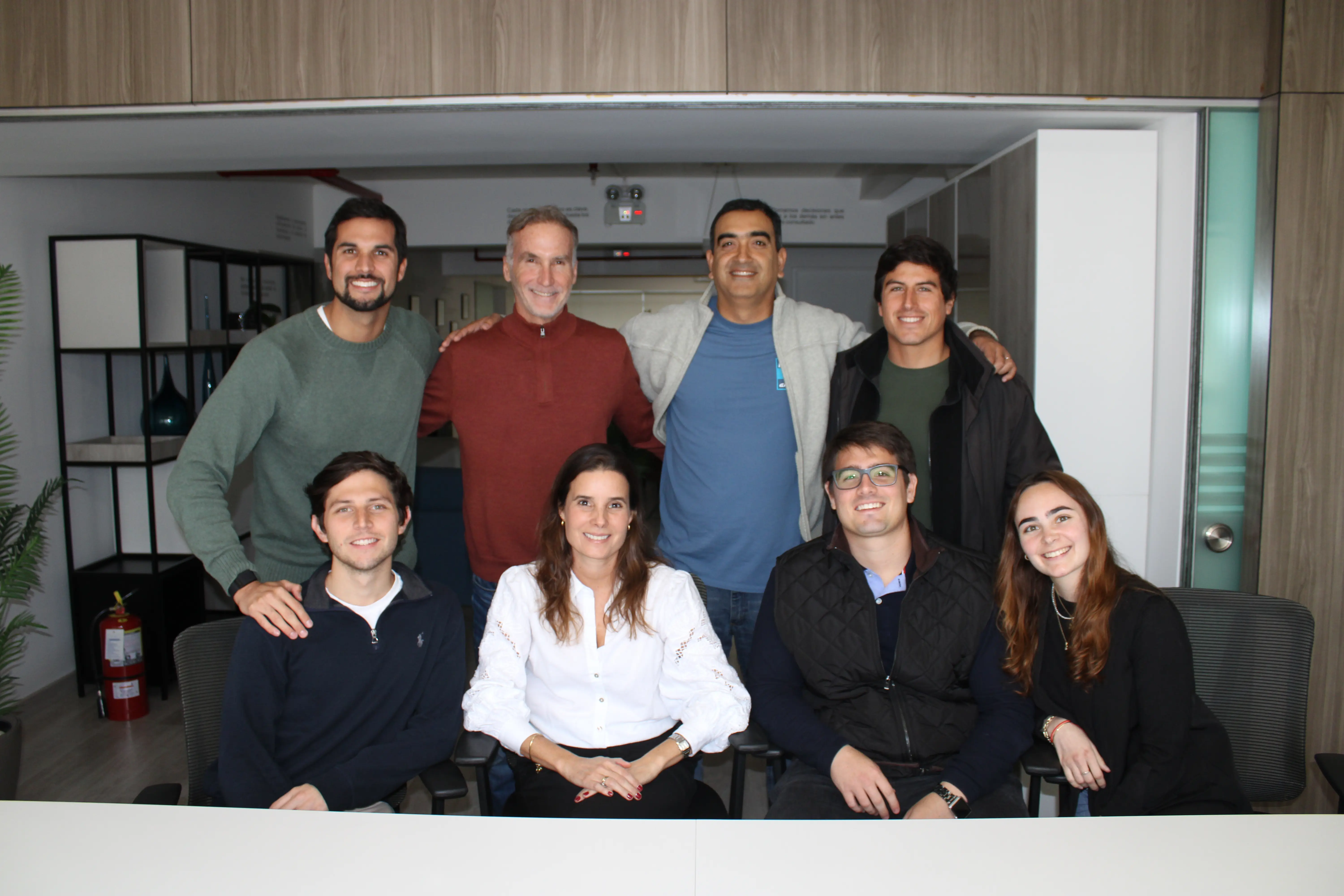 Nos presentamos en sociedad
